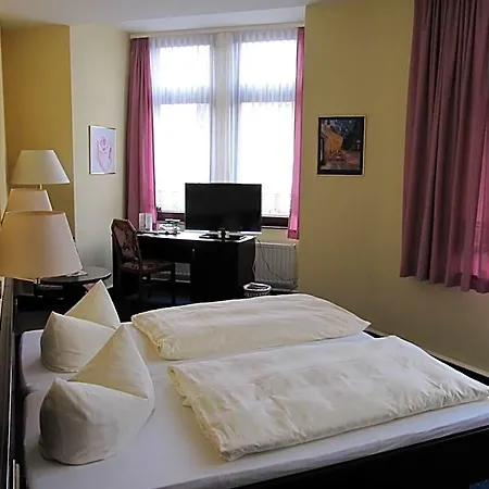 Hotel Wettin 3*